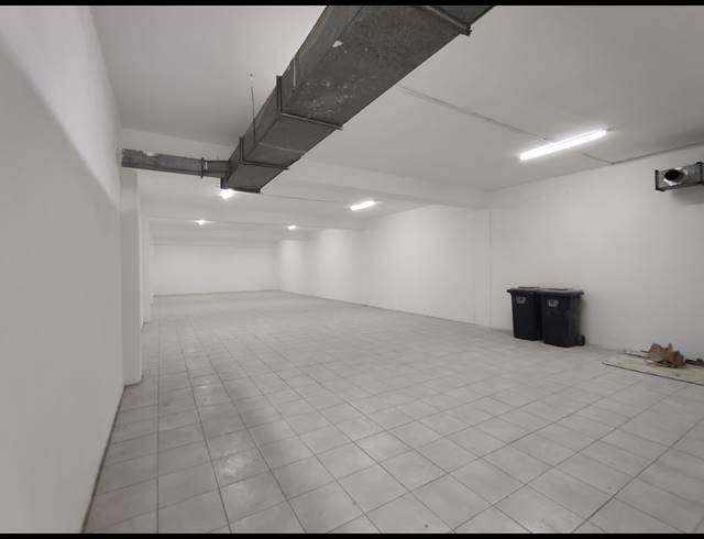 2,400M² BUILDING FOR SALE IN MAITLAND